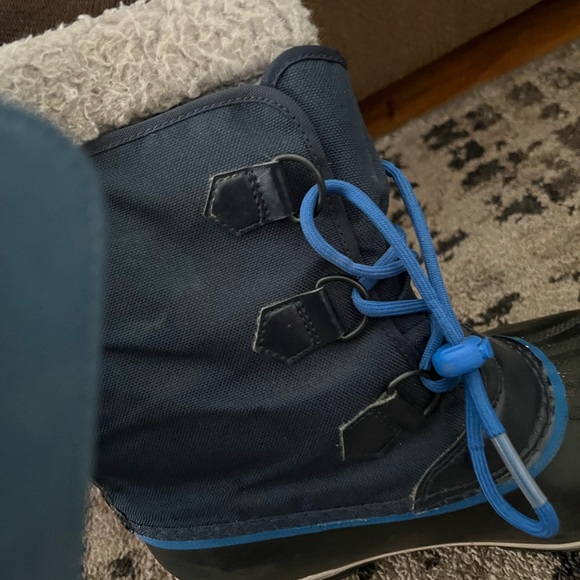 Sorell women boots in good used condition women size7 - Picture 4 of 12